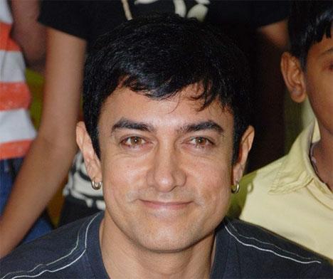 Aamir Khan Ear Piercing
