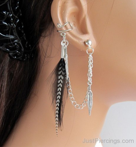 Chain Ear Piercing