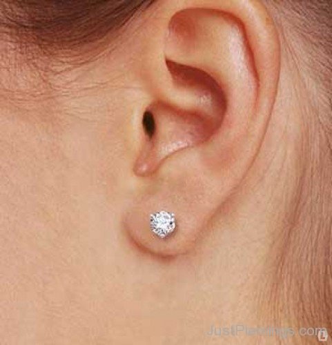 Diamond Lobe Piercing