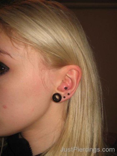 Image Of Lobe Piercing With Black Stud