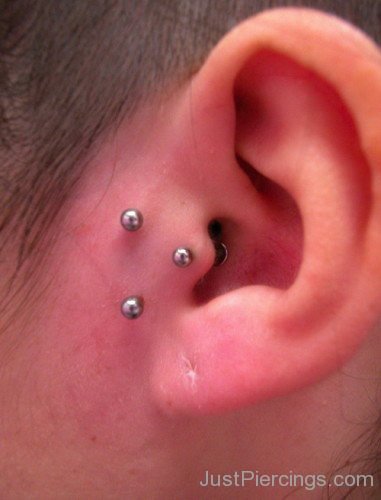 Tragus Piercings Image