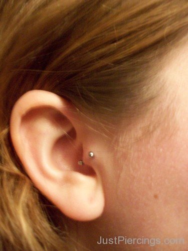 Tragus Piercings Pic