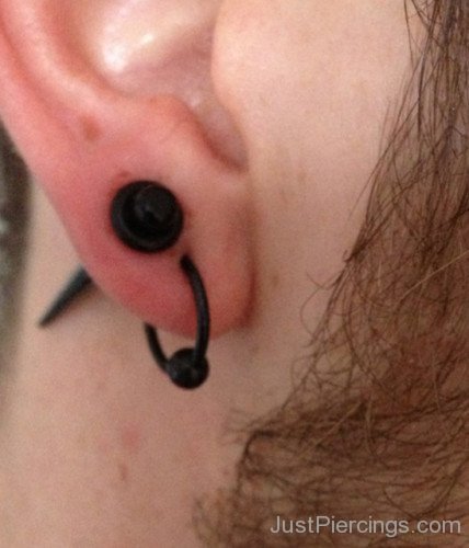 Black Lobe Piercing