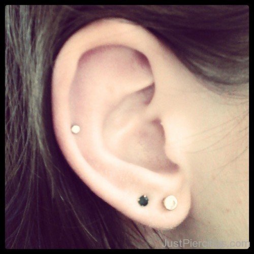 Dual Lobe And Helix Piercing