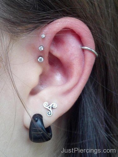 Dual Lobe And Helix Piercing