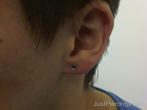 Lobe Piercing Picture