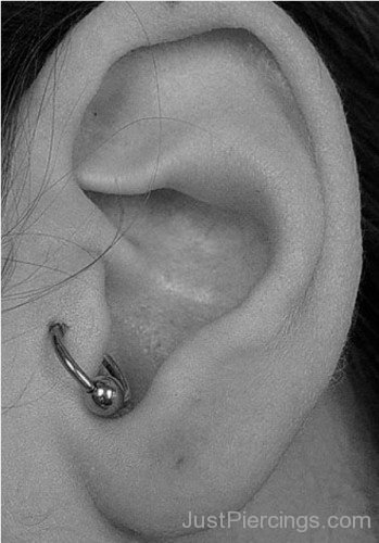 Tragus Piercing