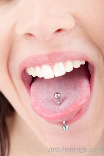 Tongue Piercing 