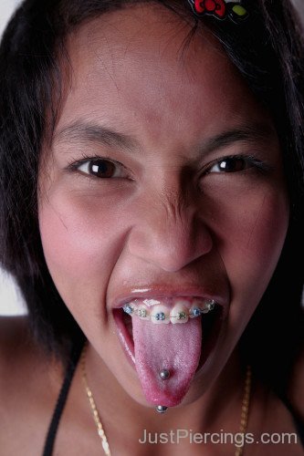 Tongue Piercing 