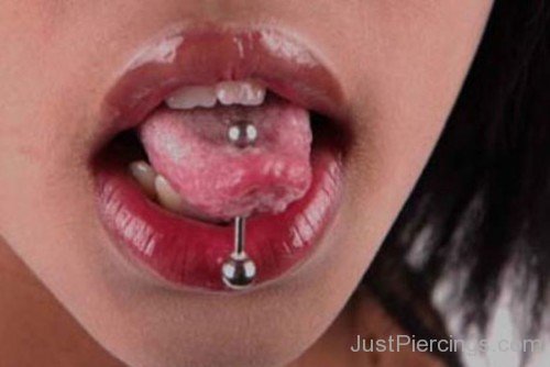 Tongue Piercing 