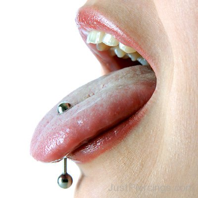 Tongue Piercing Pic