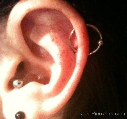 Vertical Lobe And Orbital Piercing