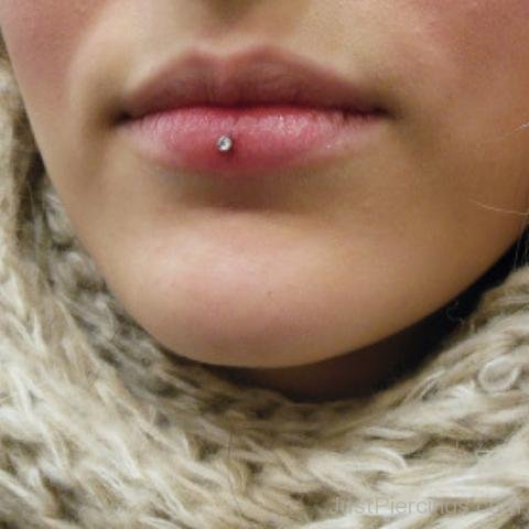 Labret Piercing-JP123