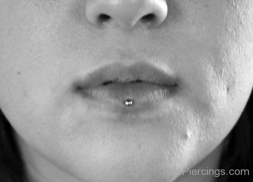 Picture Of Labret Piercing-JP123