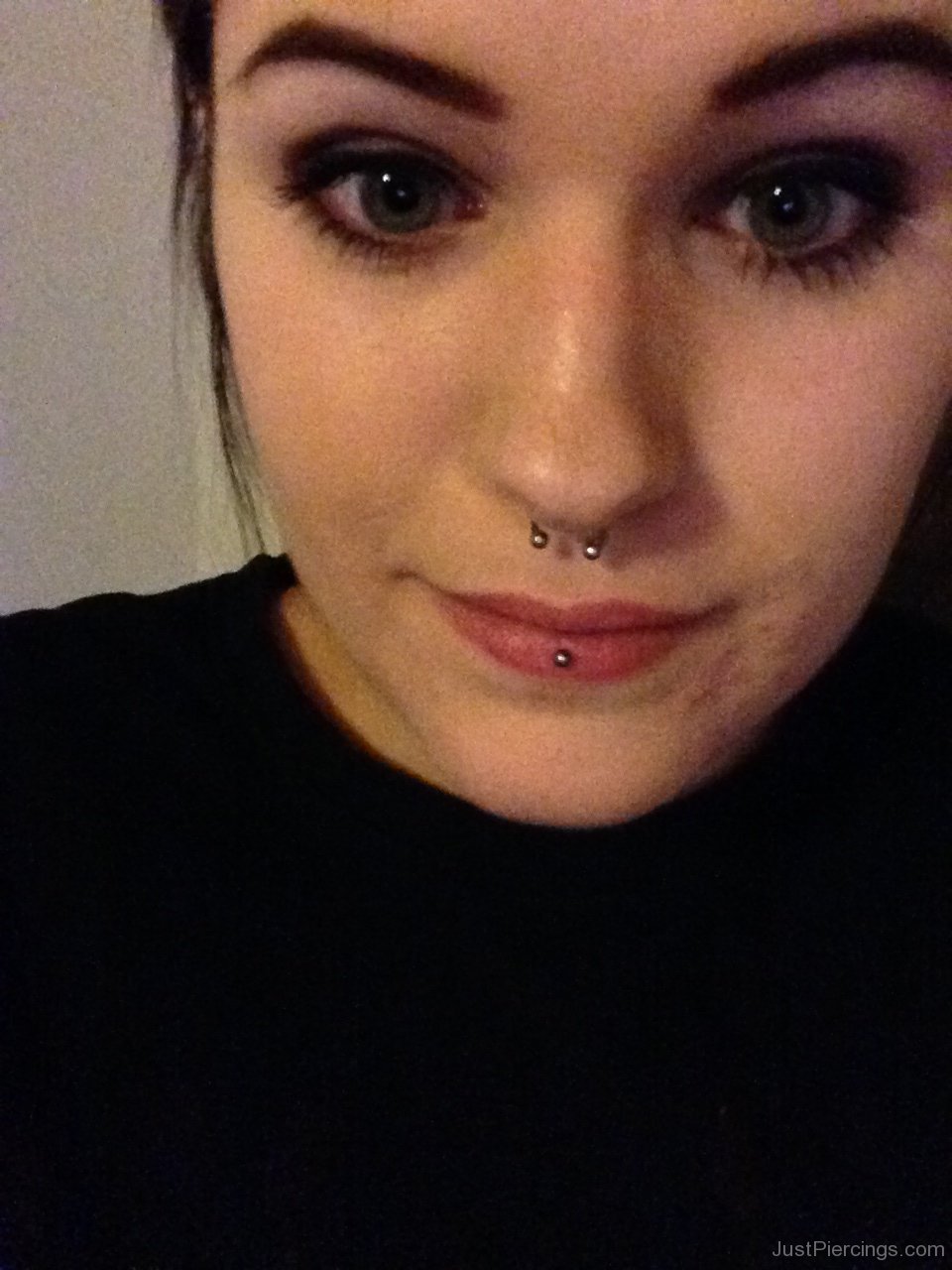 Labret Piercings - Page 12