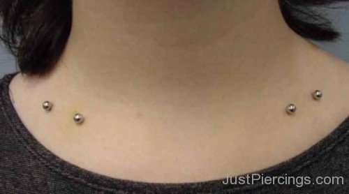 Clavicle Surafce Piercing-JP12320