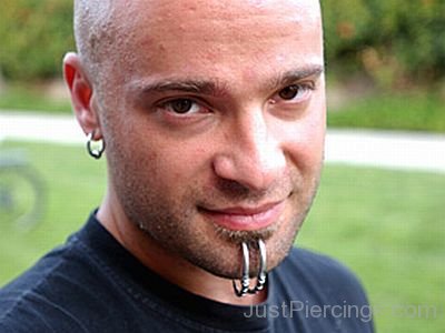 Facial Piercing