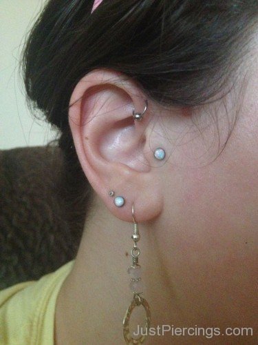 Helix Piercing Image 