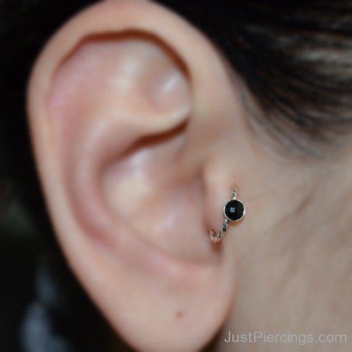 Pretty Snug Piercing