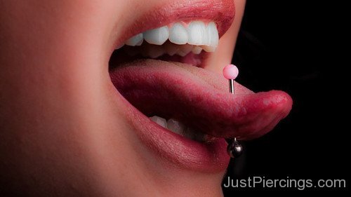 Tongue Piercing Image 