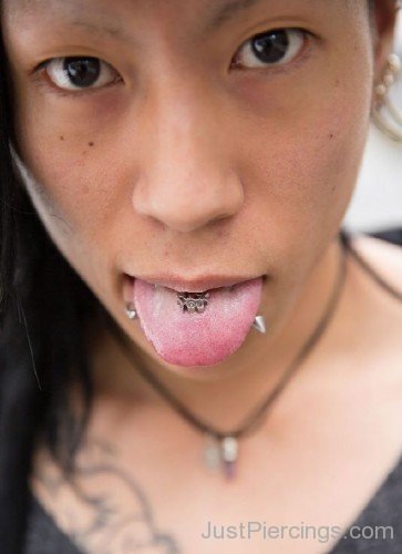 Tongue Piercing