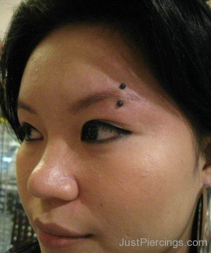 Eyebrow Piercing