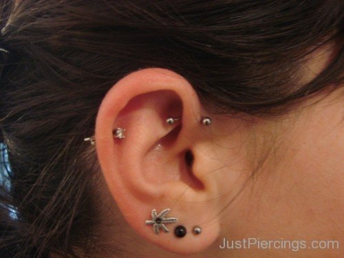 Image Of Anti Helix Piercing-JP1066