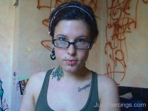 Lip Piercing 4-JP1093