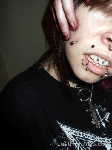 Lip Piercing-jp51