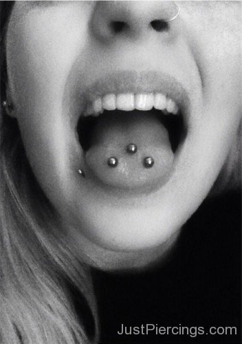 Unique Tongue Piercing-JP166