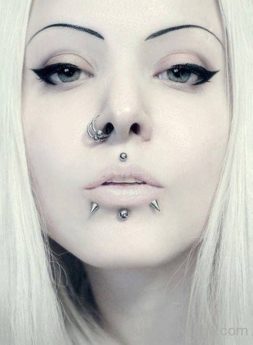  Lip Piercing-JP109