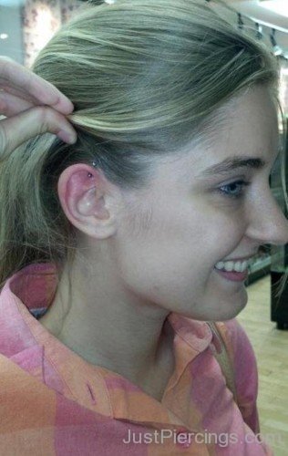 Beautiful Girl With  Anti Helix Piercing-JP118