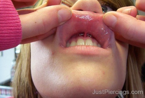 Frowny Piercing With Curved Barbell-JP113