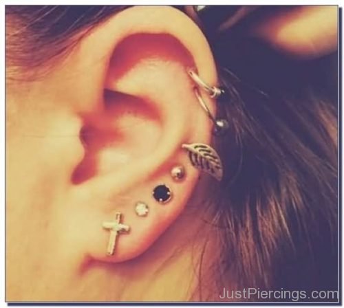 Beautiful Cartilage Piercings-JP1010