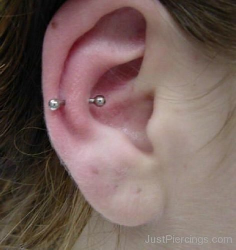 Cartilage Piercing With Curved Barbell-JP1022