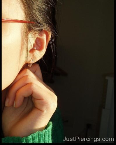 Conch And Lobe Piercing 1-JP1022