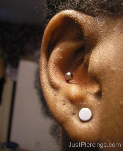 Conch And Lobe Piercing 4-JP1025