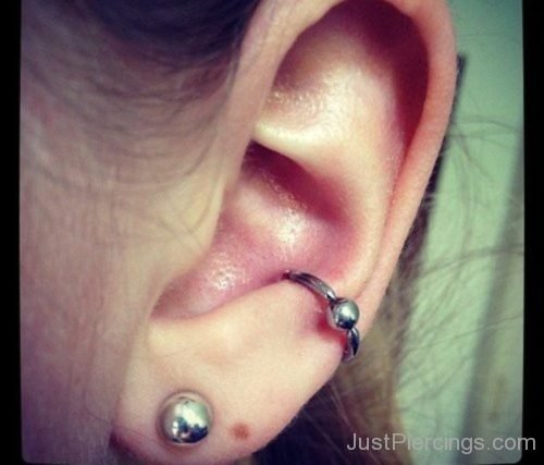 Lobe And Conch Piercing 1-JP1125