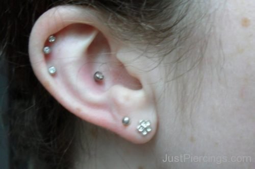 Right Ear Conch Piercing-JP1151