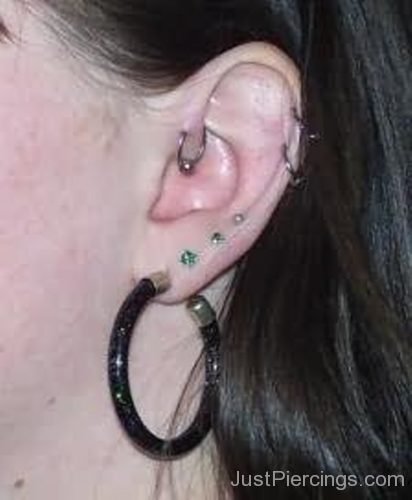 Beautiful And Fascinating Ear Piercings-JP1027