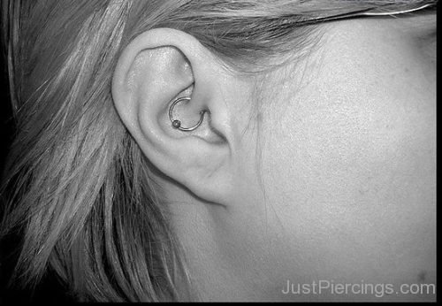 Black And White Daith Piercing With Ball Closure Ring-JP1022