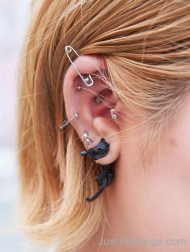 Cat Lobe And Safety Pin Ear Piercing-JP1083