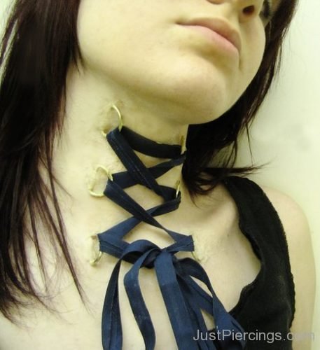 Corset Piercing On Girl Neck-JP1052