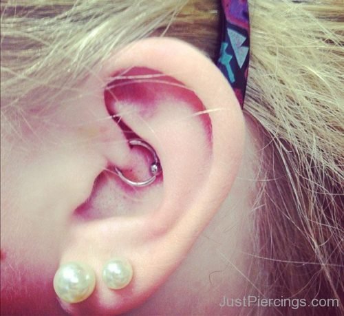 Daith Piercing With Ball Closure Ring And Lobe Piercing With Studs-JP1186