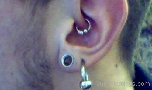 Daith Piercing With Ball Closure Ring And Lobe Stretching-JP1188