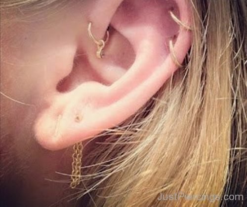 Dual Helix And Daith Piercing-JP1299