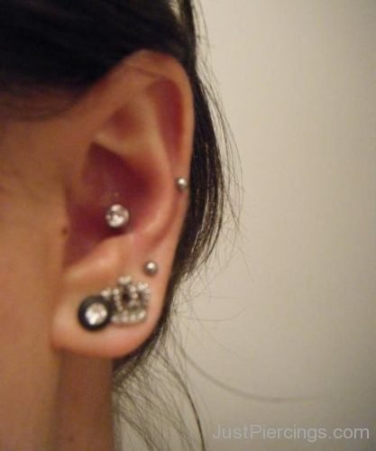 Dual Lobe And Conch Piercing For Girls-JP1089