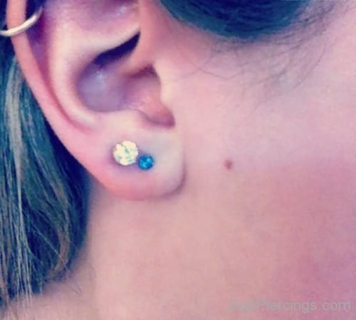 Ear Piercing Dual Lobe On Right Ear-JP1188