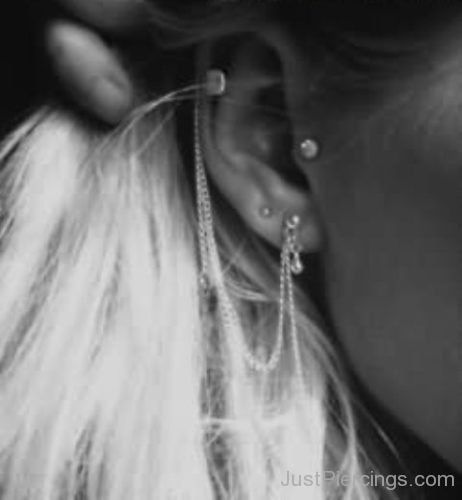 Ear Piercing With Chain On Right Ear-JP1094