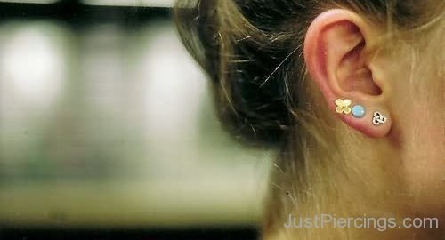 Ear Piercings With Flower Studs-JP1100